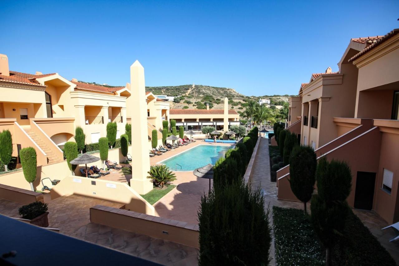 Luxury Apartment - T2 Vue Sur Piscine - Praia Da Luz Екстер'єр фото