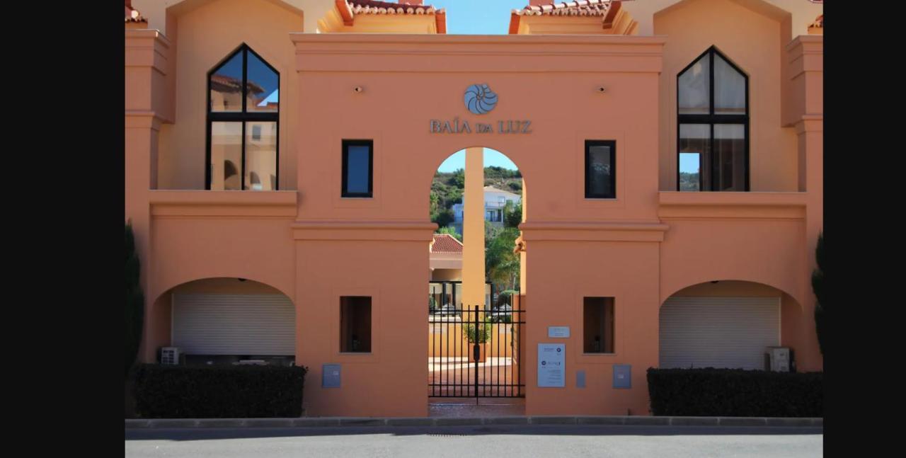 Luxury Apartment - T2 Vue Sur Piscine - Praia Da Luz Екстер'єр фото
